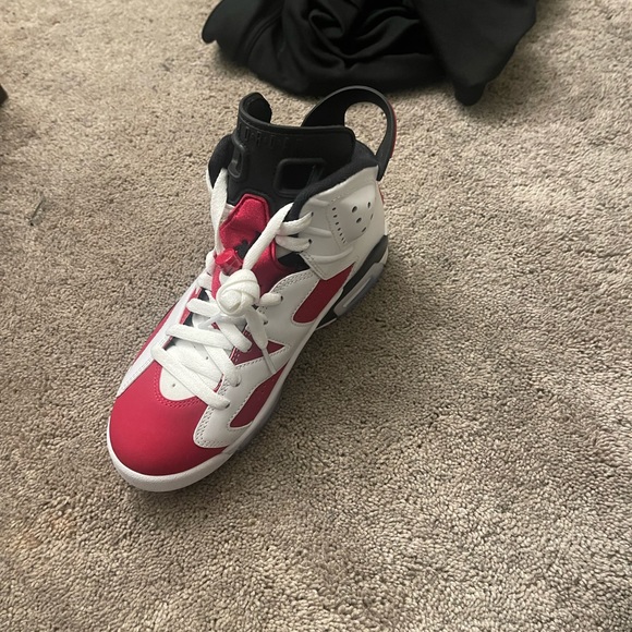 Carmine 6 Jordan - Picture 2 of 2